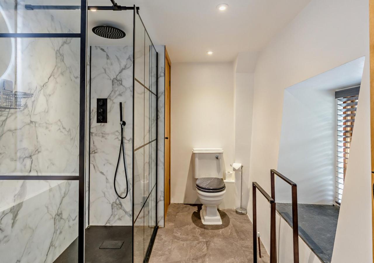 St Helens Chapel Cottage Кройд Экстерьер фото