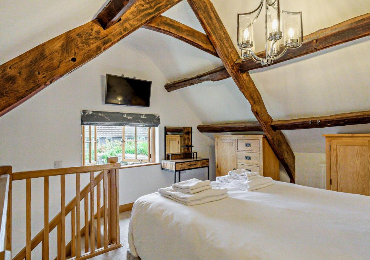 St Helens Chapel Cottage Кройд Экстерьер фото